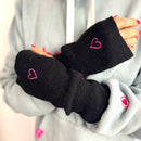 Herzlein Handschuhe ohne Finger Kaschmir Handwärmer mit Herzchen Stick in Schwarz