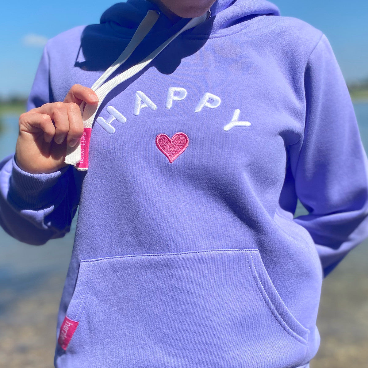 Herzlein® Hoodie "Happy" in Lavendel