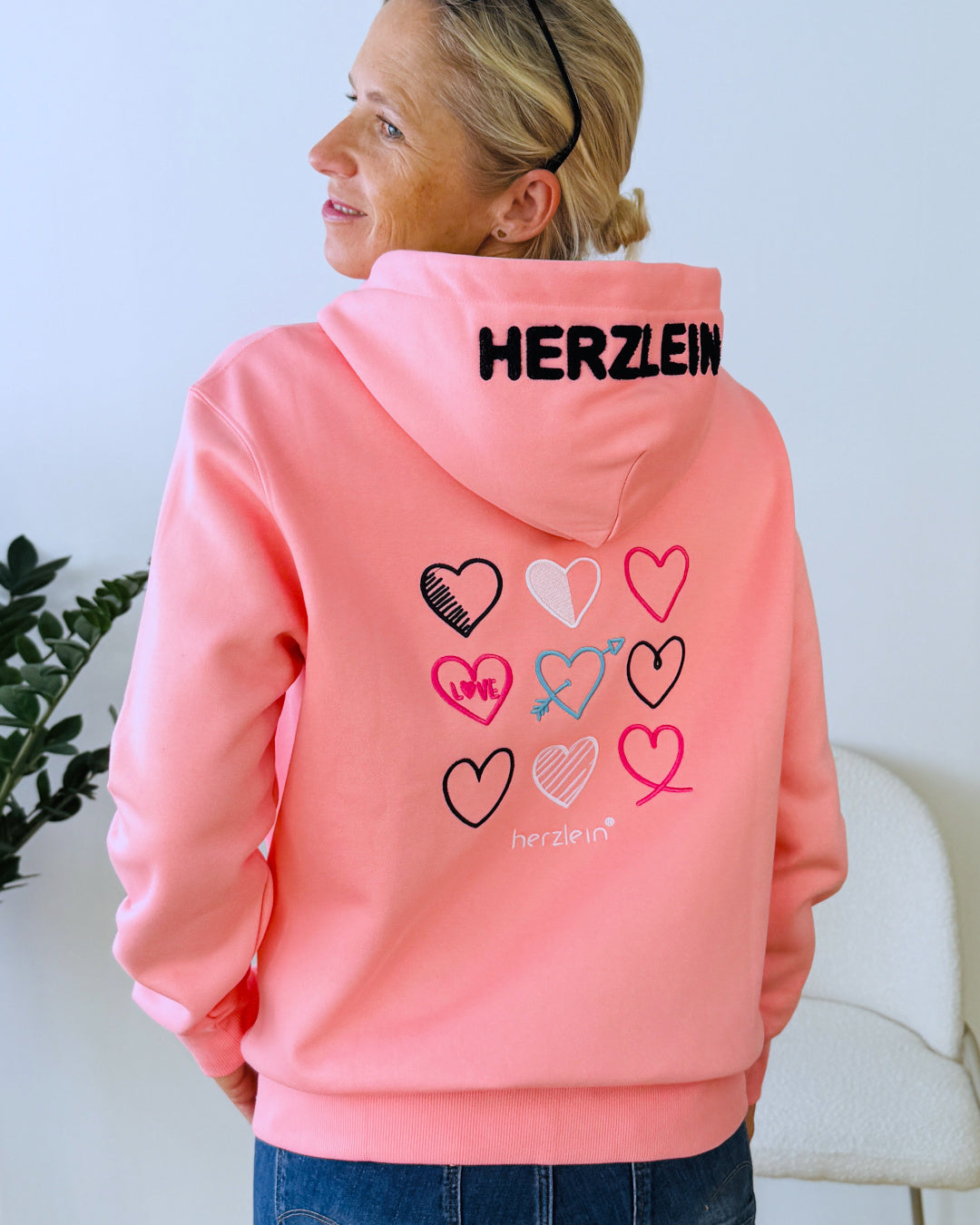Herzlein® Sweatjacke "Love Hearts" in Coral