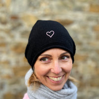 Herzlein® Kaschmir Beanie "Herzchen" in Schwarz