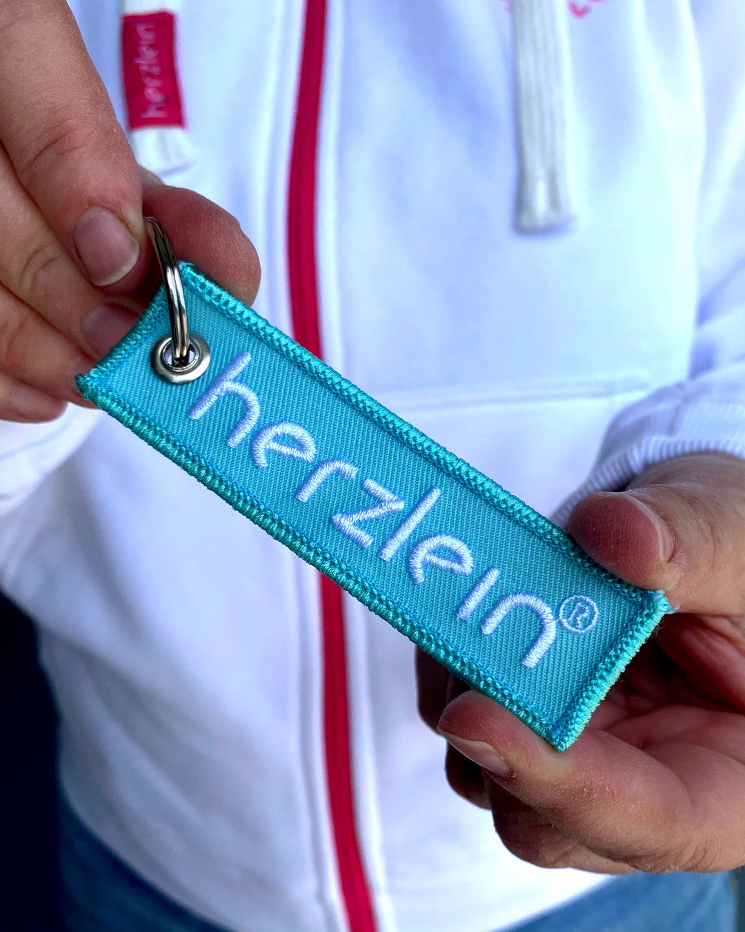 Herzlein® Schlüsselanhänger HAPPY in Mint