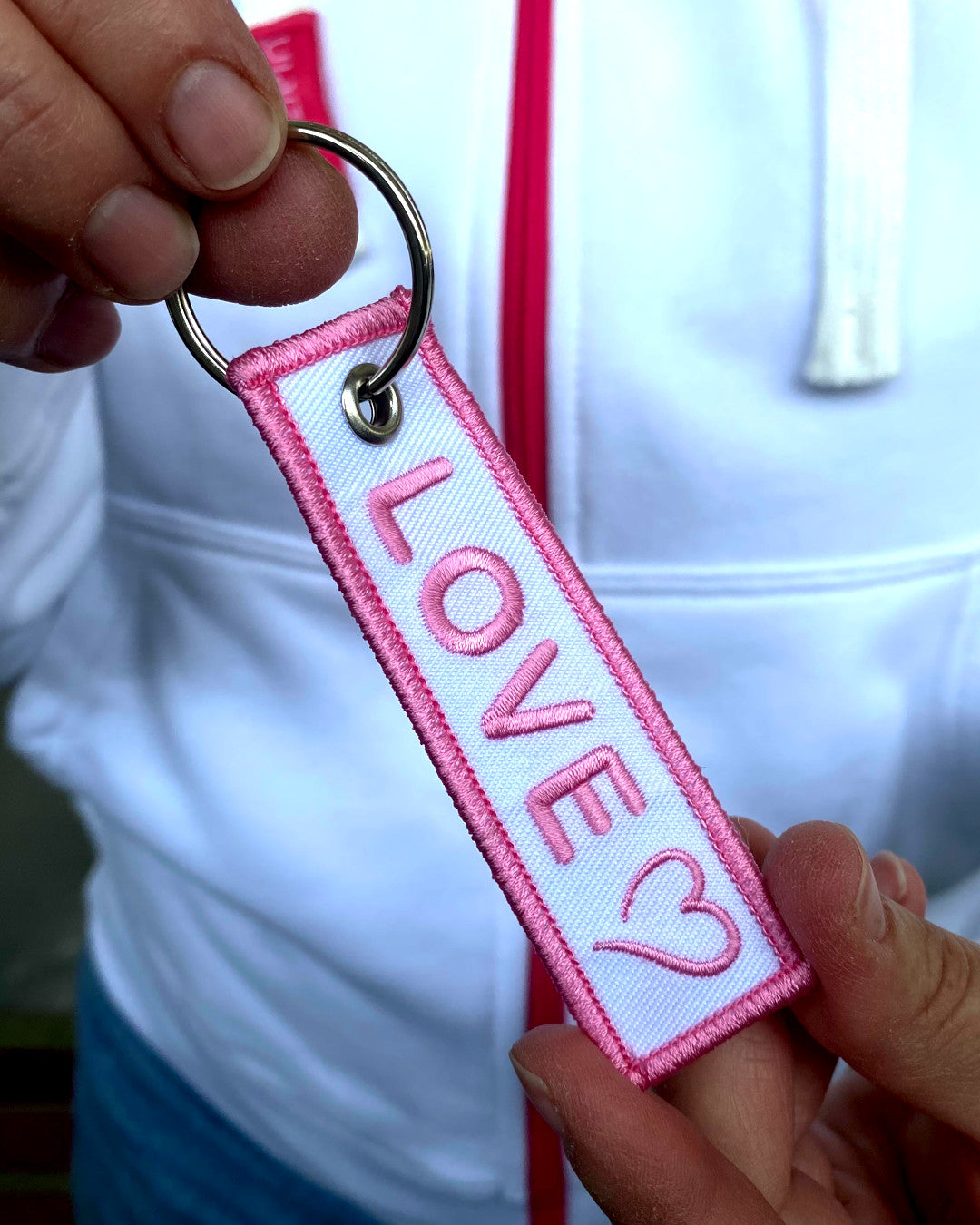 Herzlein® Schlüsselanhänger LOVE in Weiß