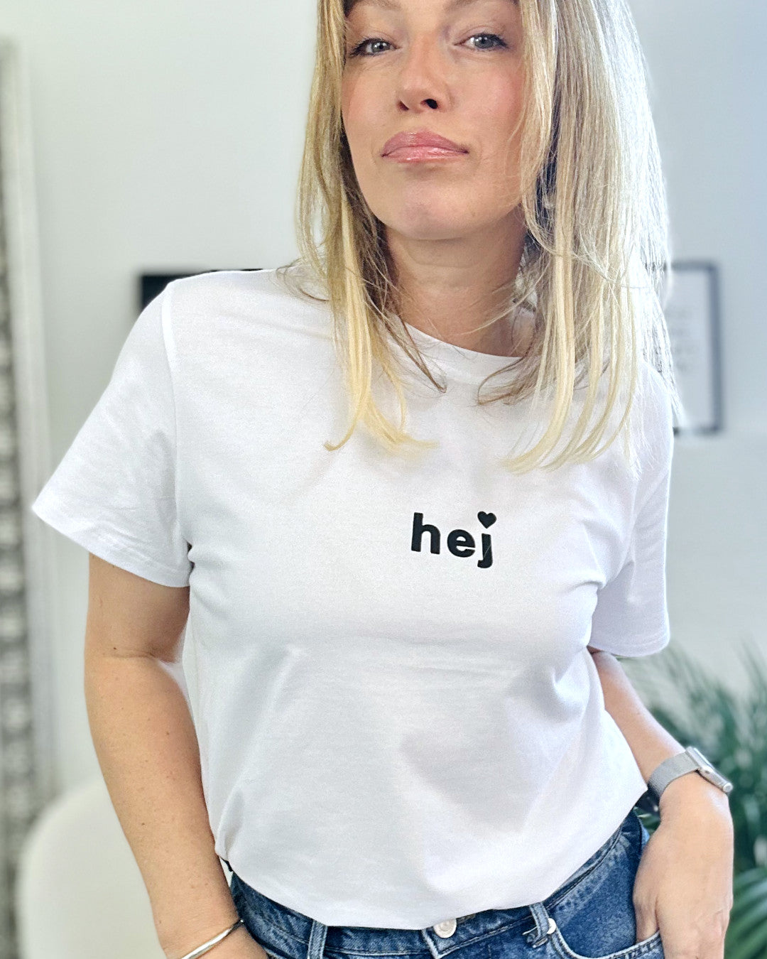 Herzlein® T-Shirt Essentials - "HEJ 🤍"