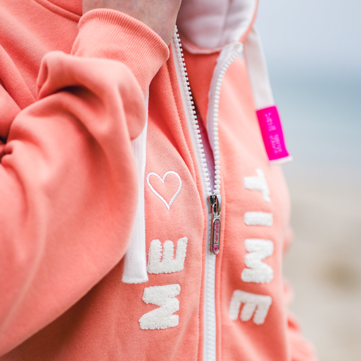 Herzlein® Sweatjacke "ME TIME" in Apricot
