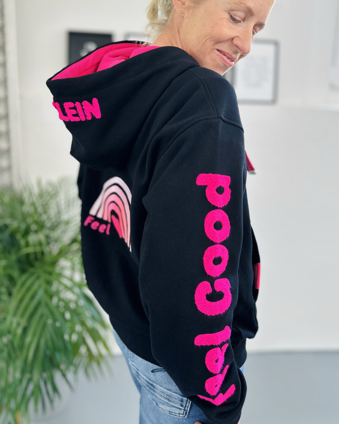 Herzlein® Sweatjacke "Feel Good" in Schwarz