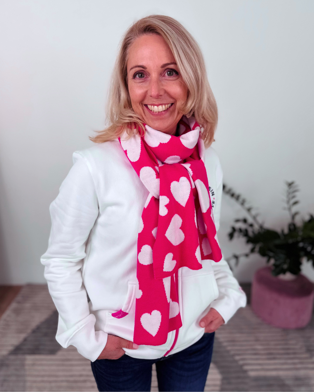 Herzlein® Merino Schal mit Herzchen in Pink & Weiß