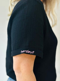 Herzlein® Musselin Shirt mit "Herzchen-Stick" in Schwarz