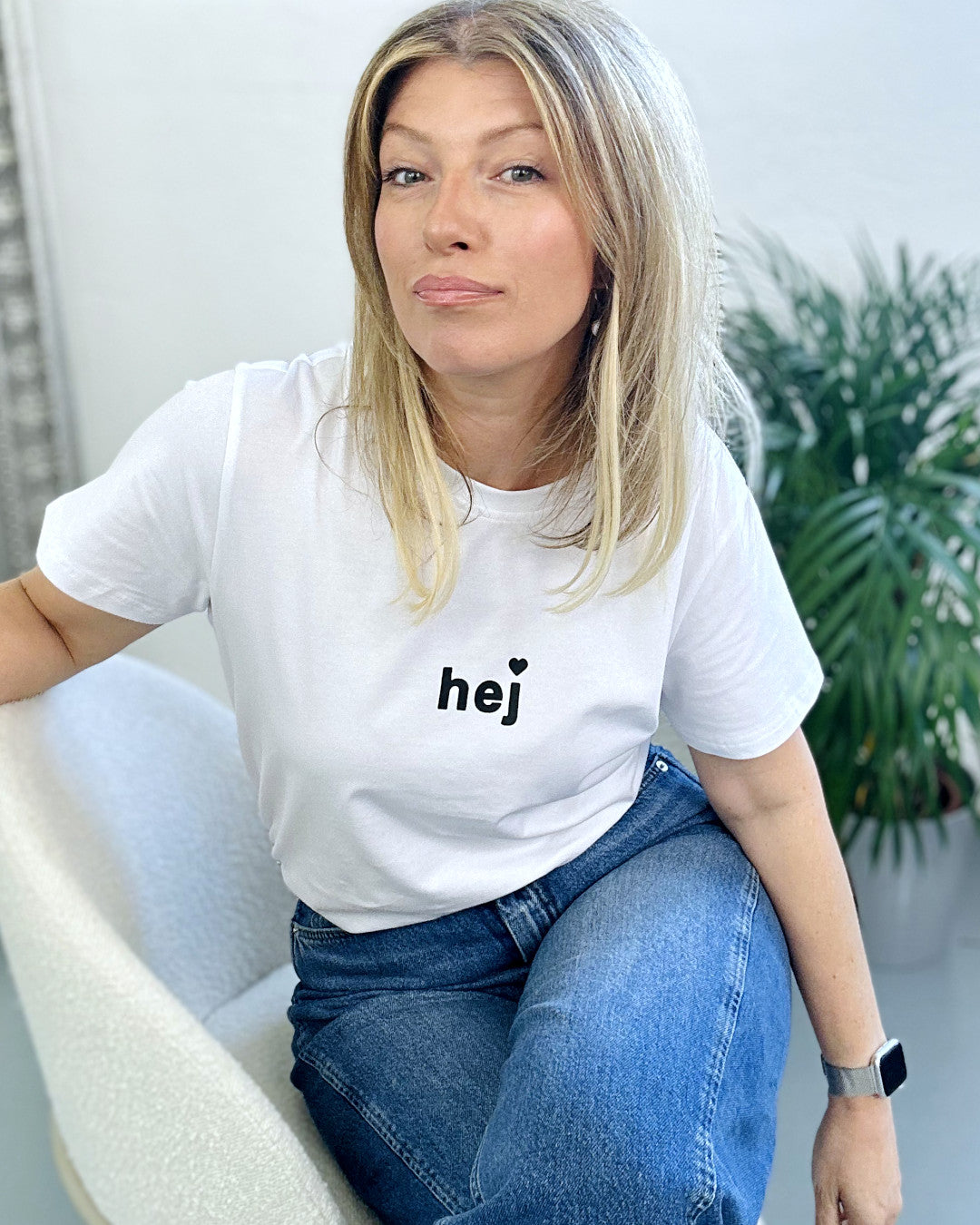 Herzlein® T-Shirt Essentials - "HEJ 🤍"