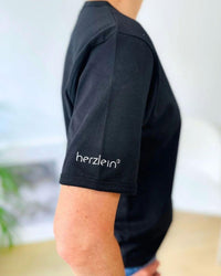 Herzlein® T-Shirt mit "Herzchen-Stick" in Schwarz