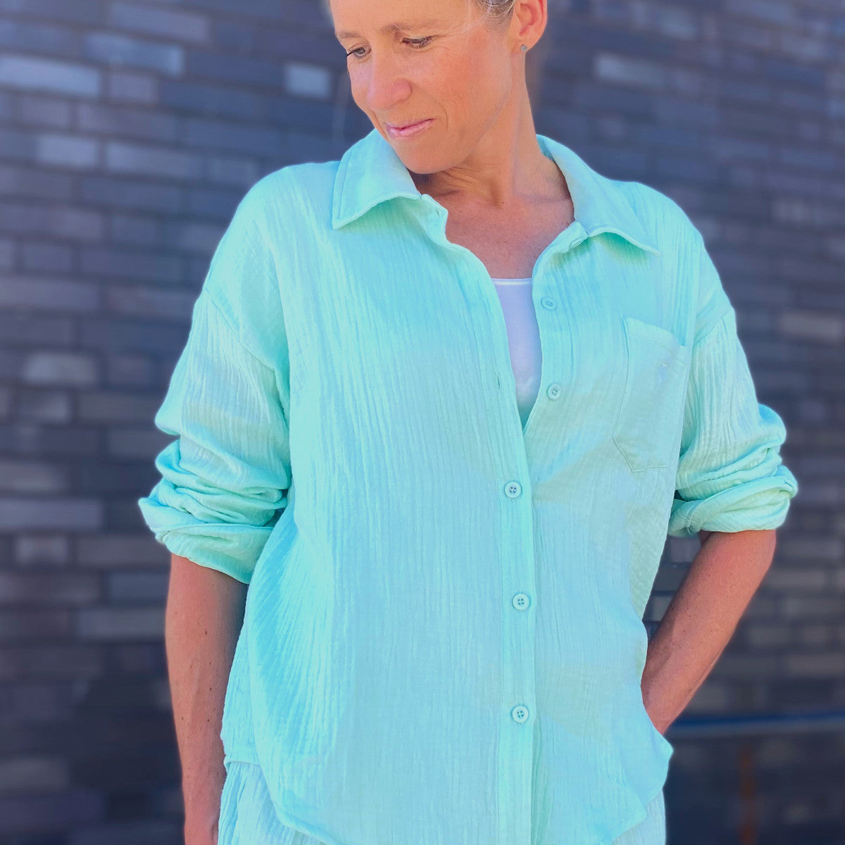 Herzlein Musselin Blouse aus Baumwolle mit Herzchen Stick in Mint