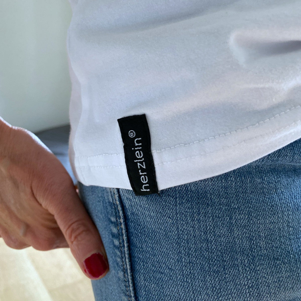 Herzlein® T-Shirt "Essentials" in weiss mit dem Aufdruck Print GRL PWR aus Baumwolle für Shirt Damen