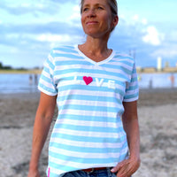 Herzlein® T-Shirt für Damen mit Flausch-Stick "LOVE" Damenshirt aus Baumwolle in hellblau und weiss gestreift mit Streifen