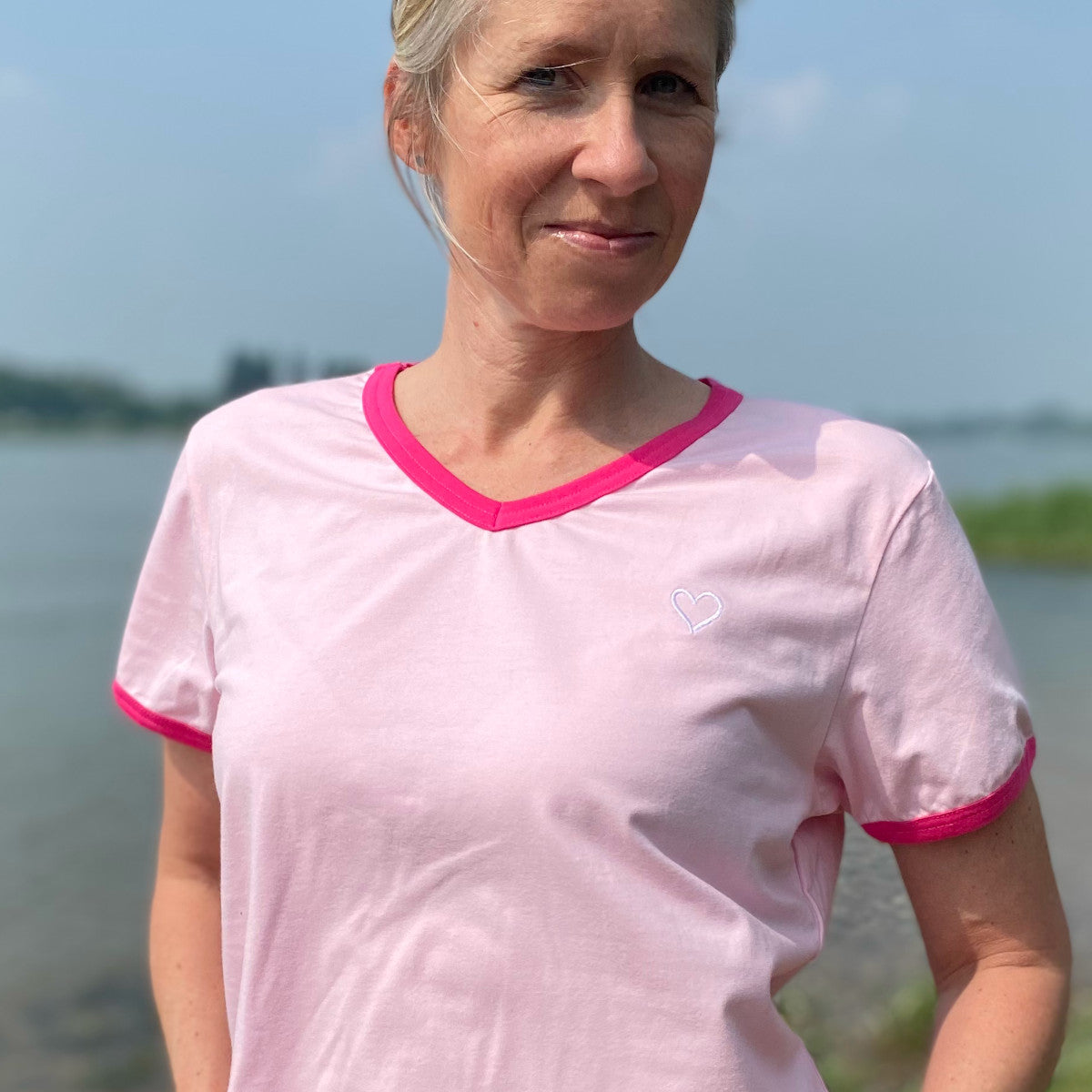 Herzlein® T-Shirt "Louisa" in Rosa Shirt für Damen aus Baumwolle Damenshirt mit Herzchen Stick