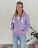 Herzlein® Sweatjacke "Happy Life" in Lavendel
