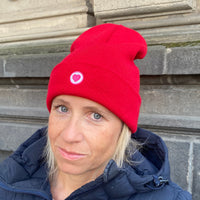 Herzlein® Beanie Mütze Strickmütze mit Umschlag und edlem Herzchen Stick für Damen Frauen Mädchen in Rot