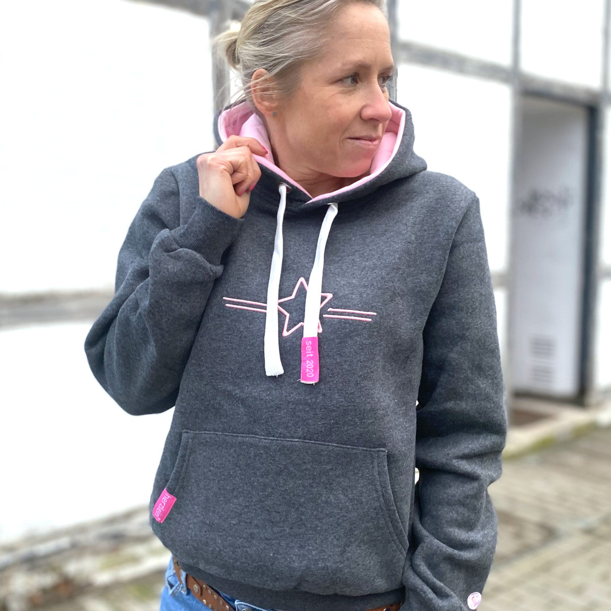 Herzlein® Hoodie in Dunkelgrau - STAR