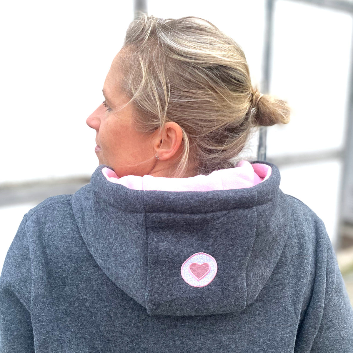 Herzlein® Hoodie in Dunkelgrau - STAR
